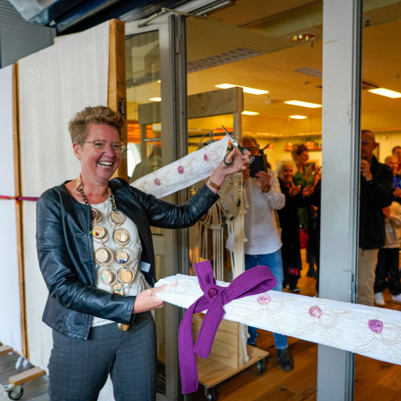 MBO College Lelystad stimuleert circulaire economie met opening Verspil me niet centrum